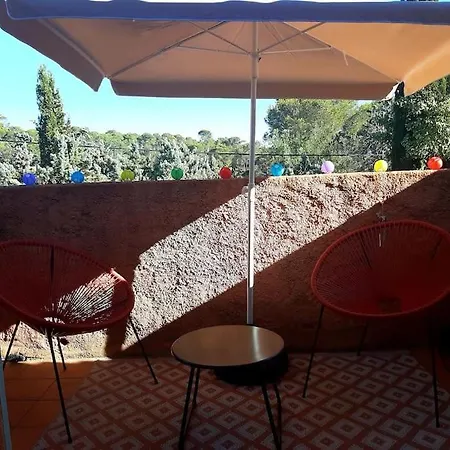 Studio 25m2 Independant Avec Terrasse Sans Vis A Vis Apartment Saint-Raphael (Var)