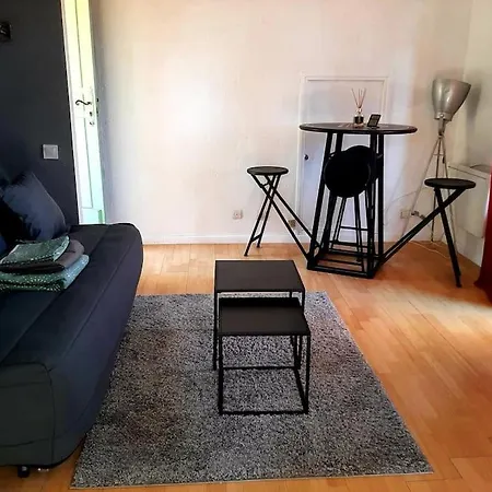 Studio 25m2 Independant Avec Terrasse Sans Vis A Vis Apartment *